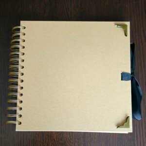 kovovy-roh-scrapbooking