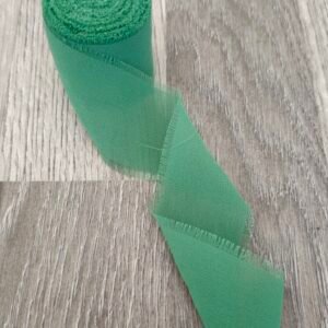 lehka-sifonova-stuha