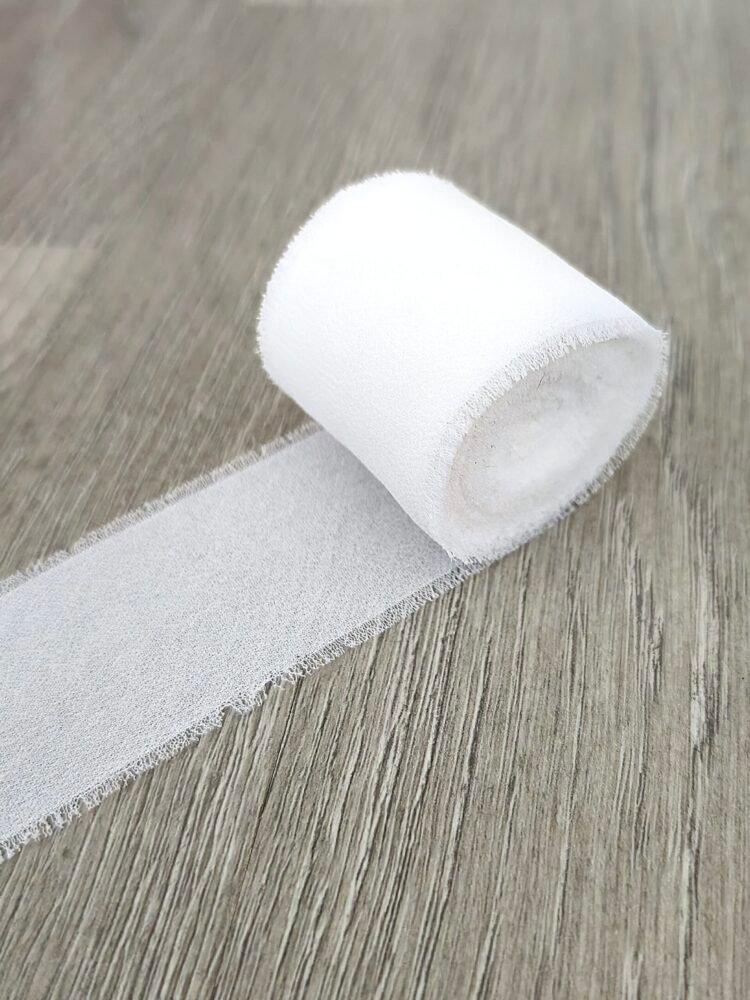 Šifonová stuha 40 mm / cca 5 m - bílá 1 bila-stuha-sifon