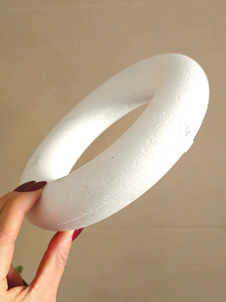 Kroužek polystyren na věnec 20 cm 2 Kroužek polystyren na věnec 20 cm - Obrázek 2