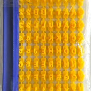 sada-písmen-na-vykrajovaní