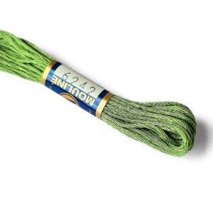 vyšívací-příze-světle-zelená
