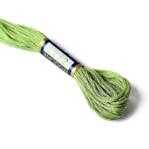 vyšívací-příze-zelená